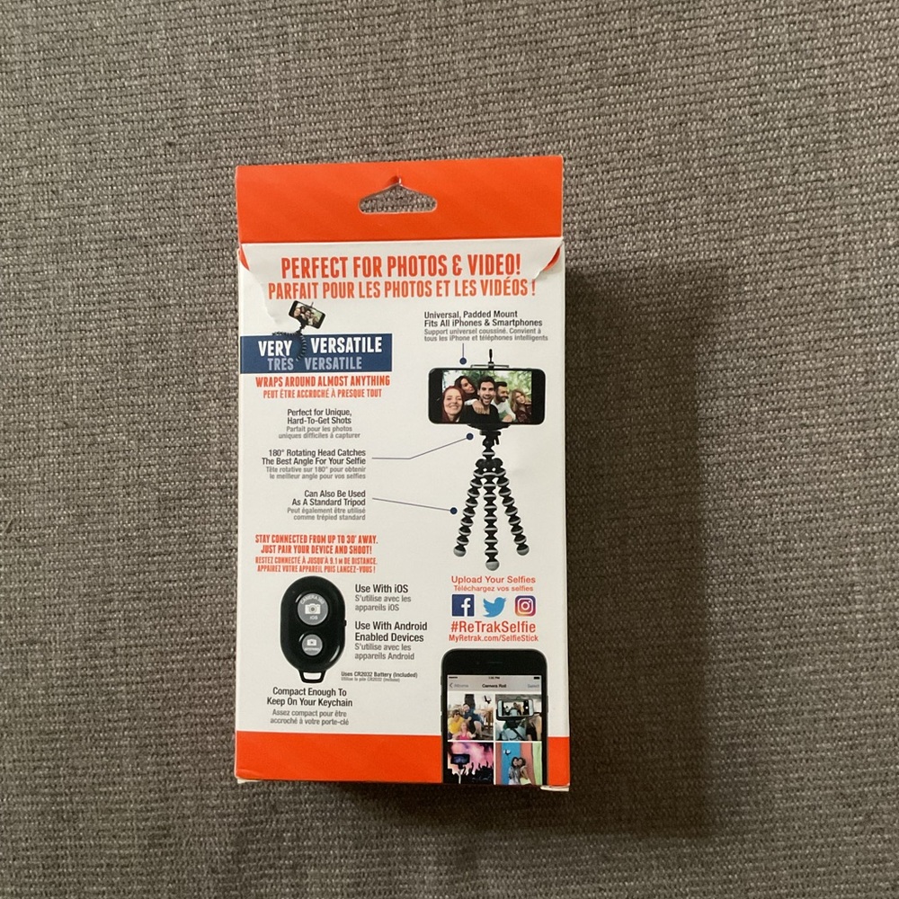 Tripod Kit + Bluetooth Remote NEW - Picture 3 of 4